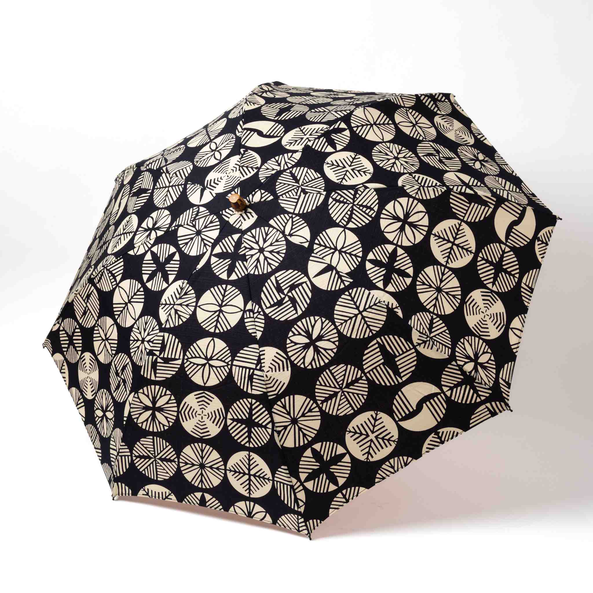 Isa Monyo Folding Umbrella Pine Tree - Image 3