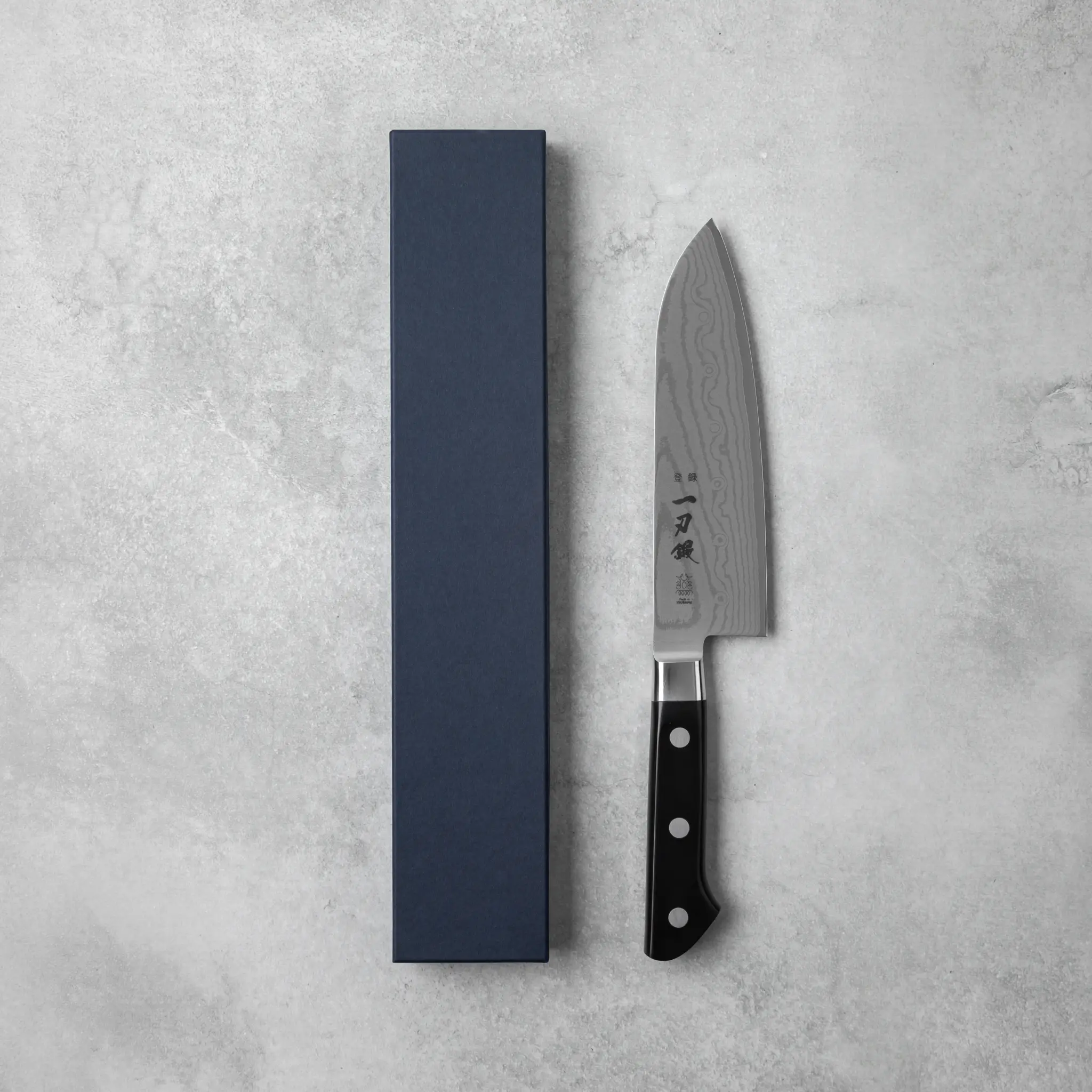 Ittoutan VG10 Damascus Kiageha Santoku Knife - Image 6