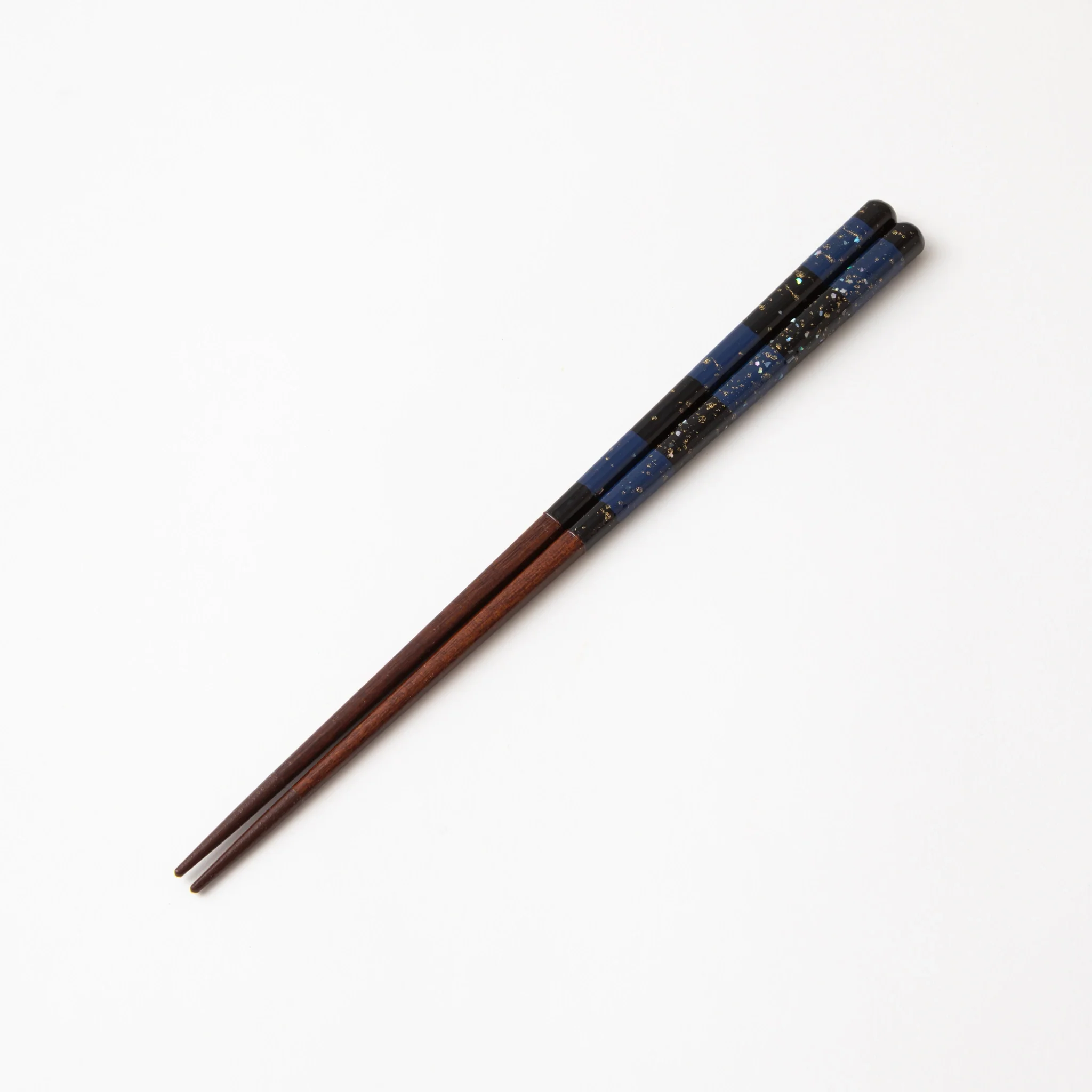 Kaiunmo Chopsticks and Paulownia Gift Box - Image 2