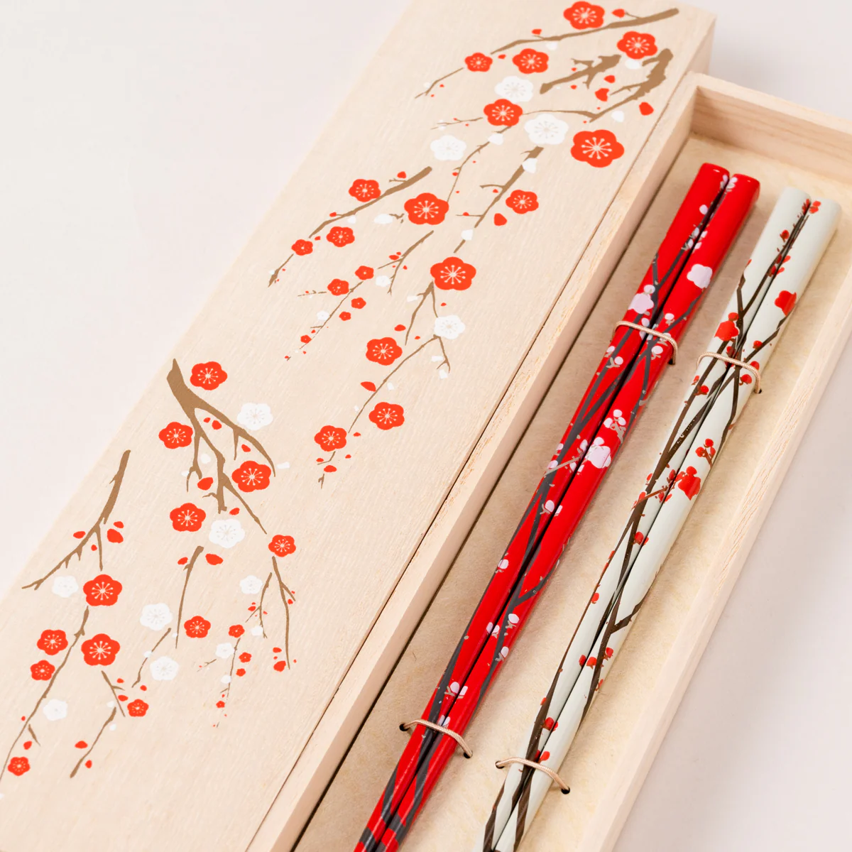 Rimpa Red and White Plum Wakasa Lacquer Chopsticks Pair and Paulownia Gift Box - Image 6