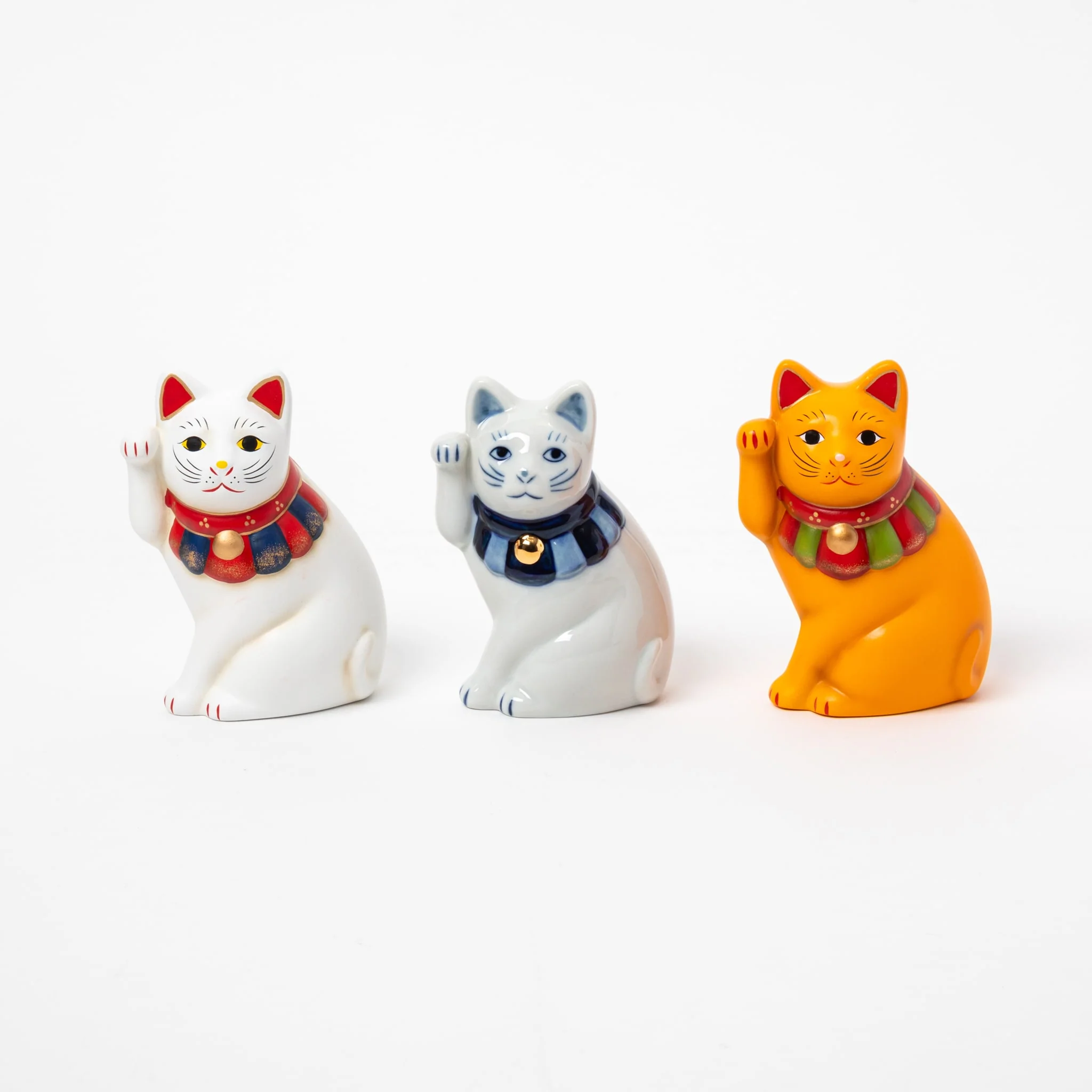 Seto Sometsuke Yokosuwari Maneki Neko - Image 5